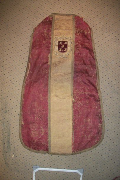 null Chasuble in a lampas, Turkey or Persia, 16th century, red satin background,...