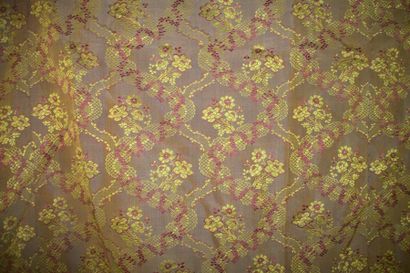 null Shaped, 18th century, tobacco fault with yellow edging, yellow and red silk...