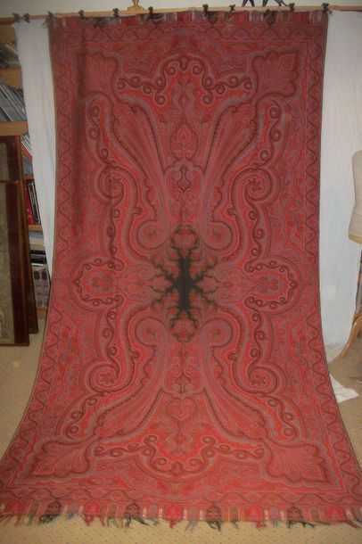 null Long shawl, France, circa 1890, red background, paisley decoration with six...