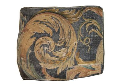 null Fragment de tapis au point noué de la manufacture royale des Gobelins, XVIIème...