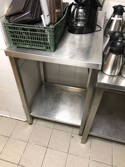 Stainless steel square table with 2 trays,...