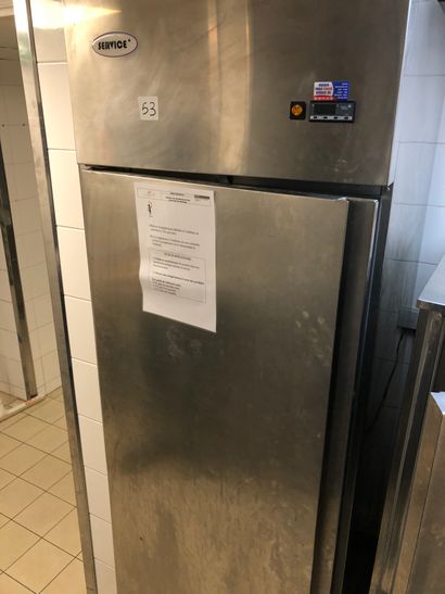null Réfrigérateur SERVICE

(température : JOHNSON CONTROLS MR51). Dimensions : 70...