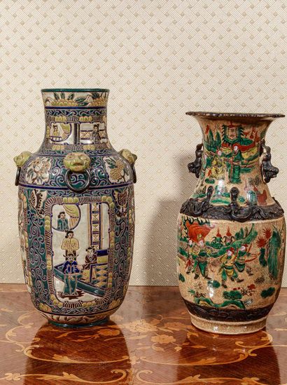 null 1 vase à col évasé, Chine Nankin XXe siècle

Haut 41cm

1 vase ouvragé en céramique...