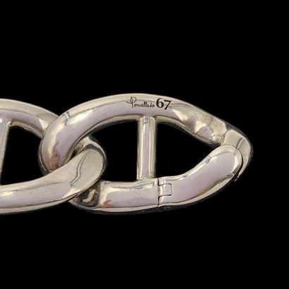 null POMELLATO

BRACELET, modèle " 67 ", en argent (925‰) composé de huit maillons...