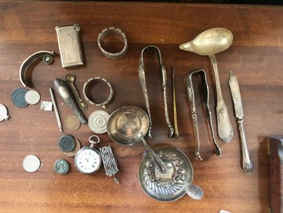 null important silver plated lot including a lighter, sugar tongs, wine tester.....