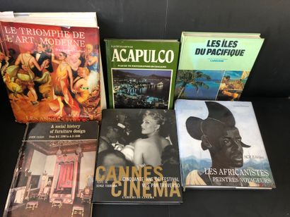 null "Lot comprenant

Le Triomphe de l'Art Moderne / A la découverte d'Acapulco /...
