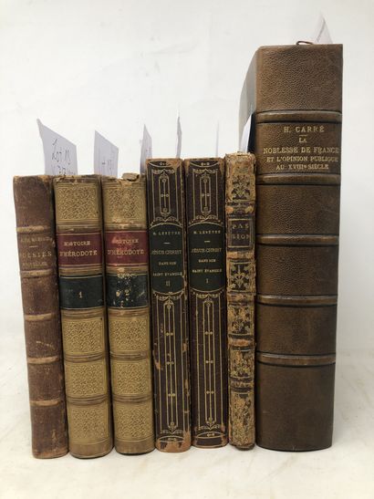 null Lot of bound and paperback books including: 

- Sainte Beuve "Causeries", volumes...