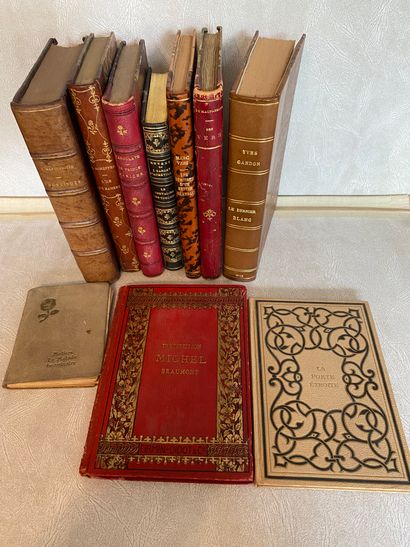 null [Literature] Set of 10 volumes: 

- Maupassant. Verses. Paris, Charpentier,...