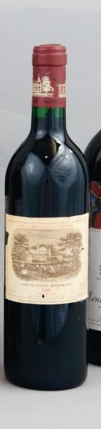 null 1 BOUTEILLE CHÂTEAU LAFITE ROTHSCHILD 1986 Etiquette très légèrement abîmée