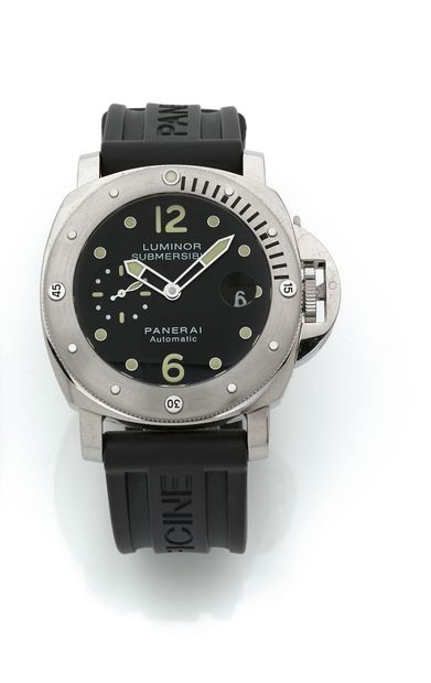 null PANERAI

Luminor Submersible. Reference PAM001024, number BB1453904. Limited...
