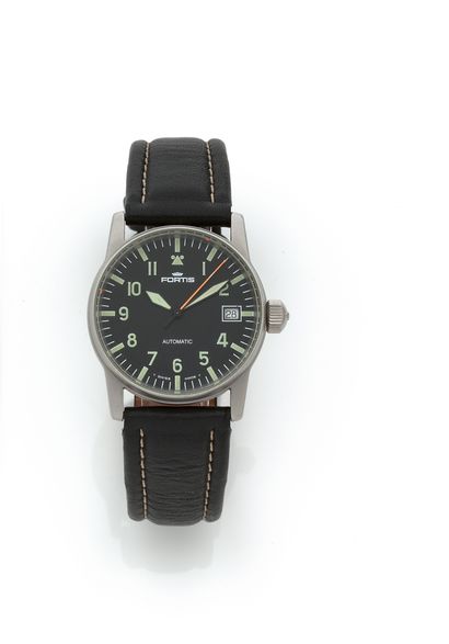 null FORTIS

Flieger Classic. Reference 620.10.46.1. Circa 2010. 

Steel bracelet...