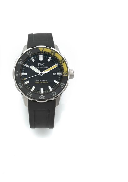 null IWC

Aquatimer. Number 3453383. Circa 2010. 

Steel diver's wristwatch. 

Round...