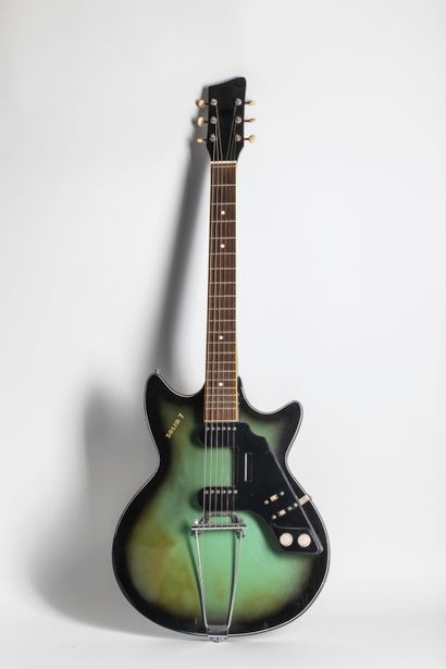 null Guitare électrique modèle Solid 7 de marque EGMOND