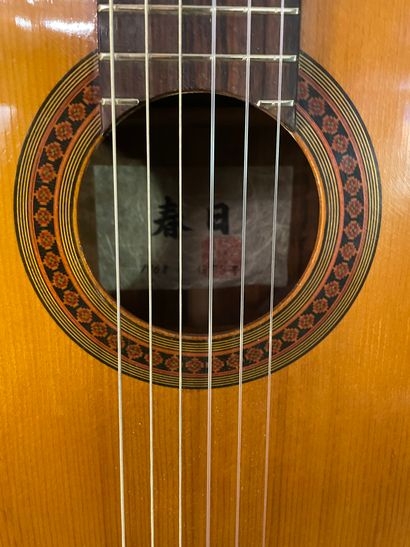 null Belle Guitare d'étude anonyme , Japon, 1968

Diapason 658mm, espacement au sillet...