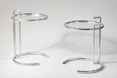 null D’après le Modèle d’Eileen GRAY

Deux tables modèle E1027

Tube chromé, plateau...