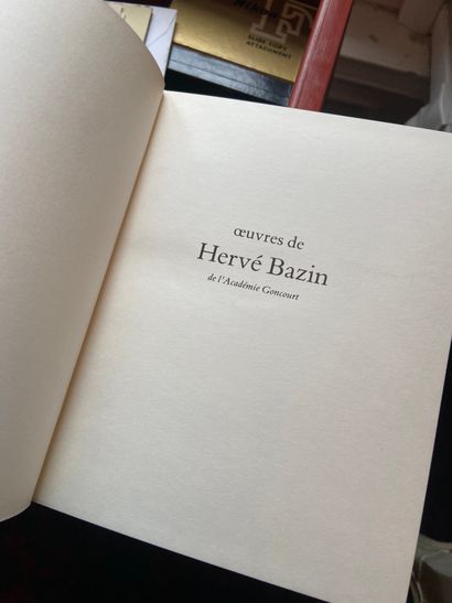 null 
Hervé Bazin.




Les œuvres en six volumes




Editions Bernard Grasset et...