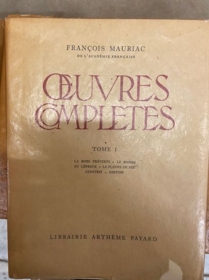 null Suite of books including Francois MAURIAC, Oeuvres complètes, Librairie Arthème...