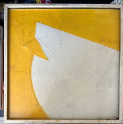 null "Yellow and white relief

Plaster

26 x 26 cm