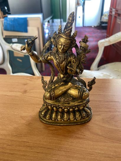 null #Inde ou Tibet

Divinité, sculpture en bronze doré