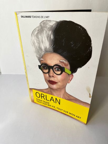 null Orlan - Strip-Tease, Tout

sur ma vie, tout sur mon art.