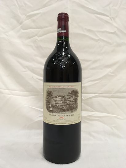 null 1 PAUILLAC Château Lafite Rothschild 2000 150cl