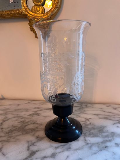 null Pair of candle holder
Height : 32 cm
and glass elements