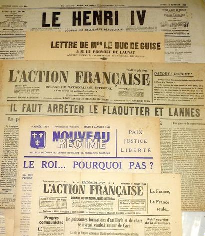 null ACTION FRANCAISE - Plus d'une trentaine de journaux dont «L'Action Française»...