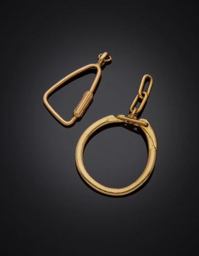 Two KEY HOLDER ELEMENTS in yellow gold (750‰),...