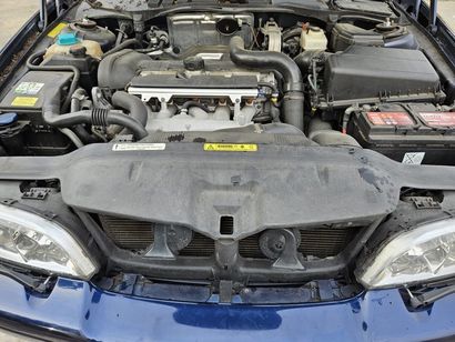 null VOLVO C70 CABRIOLET
(Swiss papers)
- 2L4 turbo, 200 hp, automatic gearbox
-...