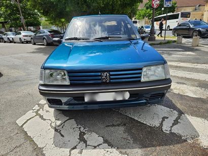 null PEUGEOT 205 SACRE NUMERO
(French papers)
- 90 hp, automatic gearbox
- year 1996
-...