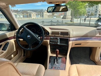 null BMW 740 IA
(French papers)
- 4L4, V8, 287 hp
- 1st MEC 07/18/2000
- 116,000...