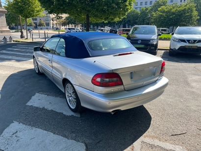 null VOLVO C70 T5 CONVERTIBLE
(Swiss papers)
- 2L4, 245 hp
- 1st MEC 01/10/1999
-...