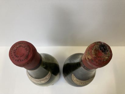 null 1 bottle LA TACHE Domaine de la Romanée Conti 1955 75cl level -15cm E.T. drips
1...