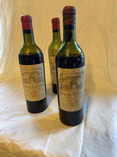 null 3 bottles CHÂTEAU LA LAGUNE Haut médoc 1961 75cl E.T. 2xB.E. 1xBas Niveau