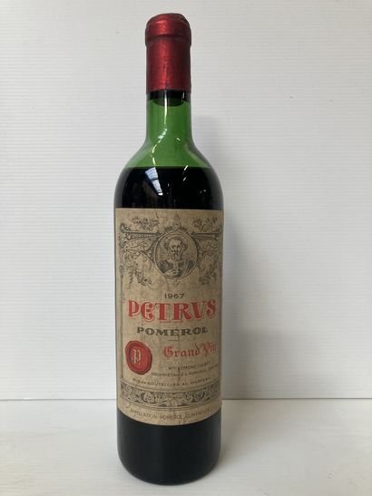 null 1 bouteille PETRUS Pomerol 1967 75cl M.E.