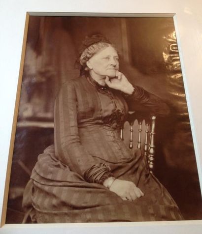 null Tirage Albuminé Portrait de dame vers 1900 33.5x26cm