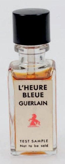 Guerlain «L'Heure Bleue» Flacon testeur en verre de forme rectangulaire, bouchon...