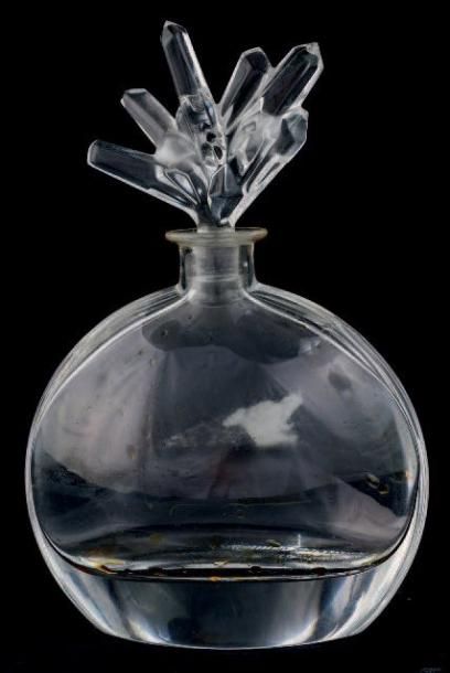 Royales de Champagne «Flacon modèle Quartz» Flacon en cristal, réalisé par les cristalleries...