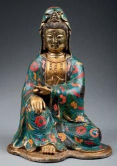 null KWAN-YIN tenant le rouleau de sagesse, bronze doré et laqué polychrome. Tibet....