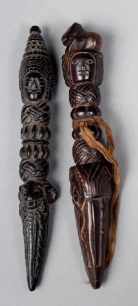 null Ensemble de deux phurbu shamaniques, bois à patine brune. Népal 21cm et 21c...