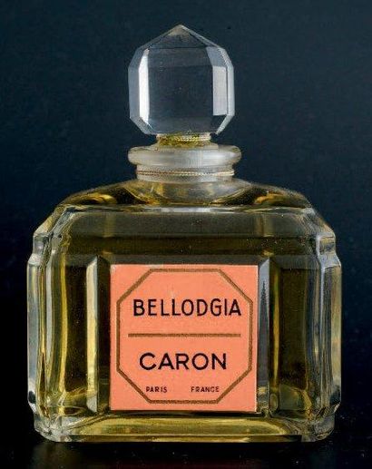 Caron «BELLODGIA» Flacon en cristal de Baccarat, panse rectangulaire, belle étiquette...