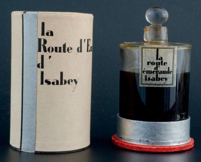 Isabey «LA ROUTE D'ÉMERAUDE» Flacon cylindrique, étiquette titrée. Bouchon bille...