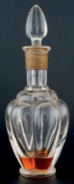 Guerlain «FOL ARÔME» MODÈLE «VINAIGRIER» Flacon vinaigrier en verre incolore, panse...