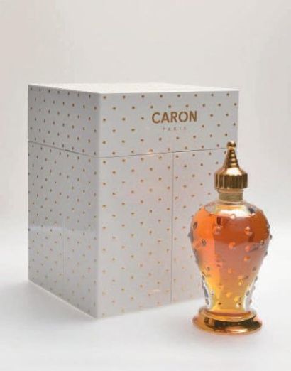 Caron «POIVRE» Ré édition du modèle de 1954. Flacon en cristal de Baccarat. Bouchon...
