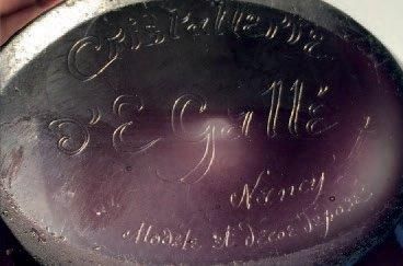 GALLÉ Émile (1846-1904) Clématites Vase de forme pansue à large ouverture et base...