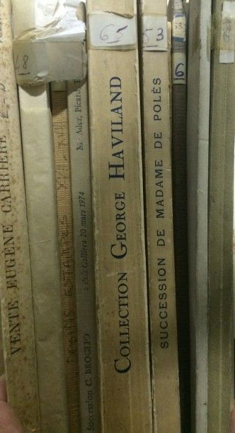 null Ensemble de 12 catalogues des années 1892 à 1930 dont: Collection DUMAS, CARRIERE,...