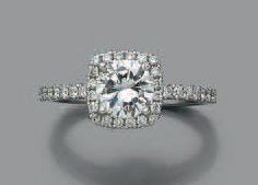 null BAGUE en or gris (750 millièmes) serti d'un diamant taille brillant pesant 1,01...