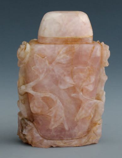 null Brûle parfum en quartz rose à décor floral H: 15 cm