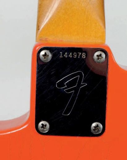 null Guitare électrique solidbody de marque FENDER modèle Stratocaster de 1966 n°...