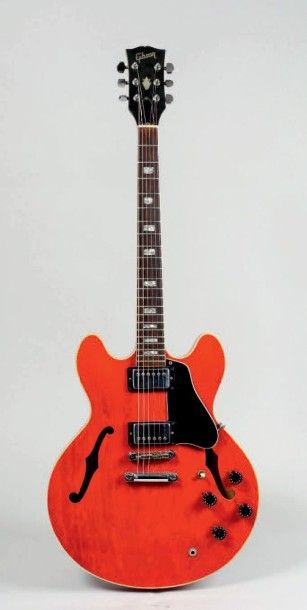 null Guitare électrique fine line de marque GIBSON modèle ES-335 TD C, de 1972 n°...